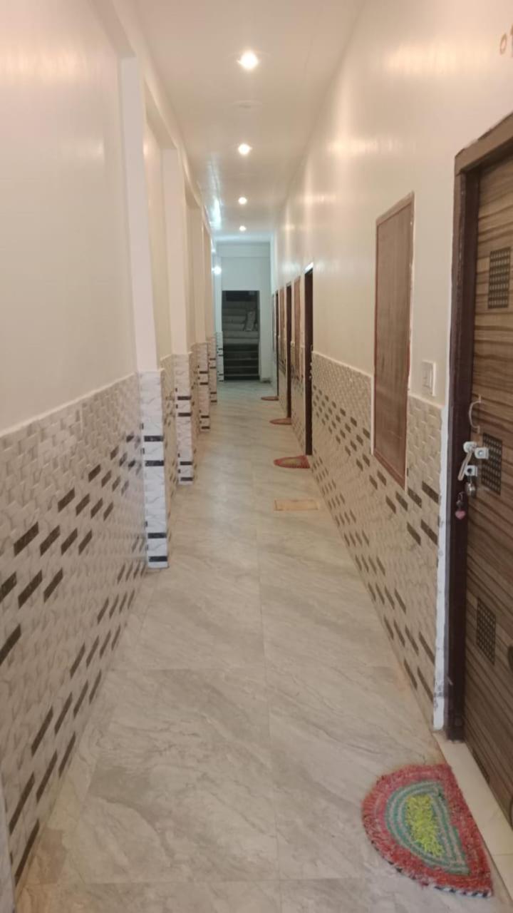 Rudra Prabha Guest House Ayodhya Exterior foto